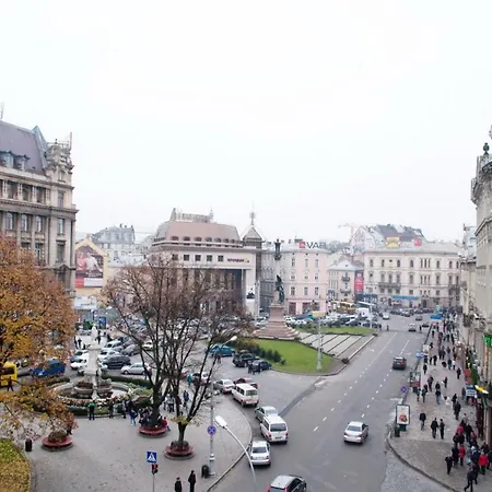 On Svobody Avenue- The Center Of Lejlighed