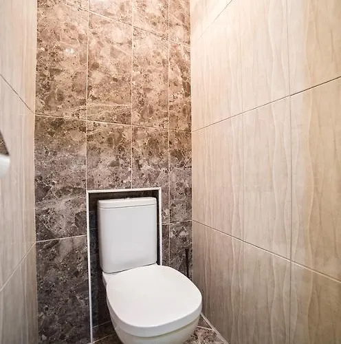 아파트 On Svobody Avenue- The Center Of 리비프