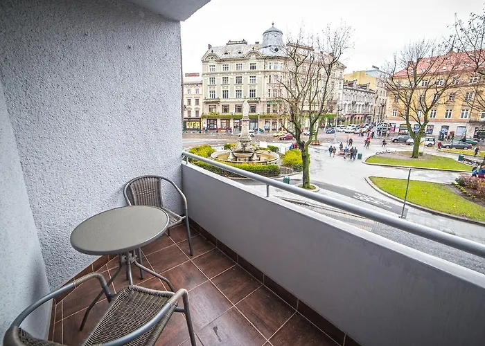 아파트 On Svobody Avenue- The Center Of 리비프